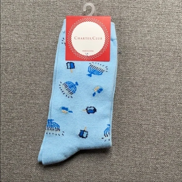 🕎 NWT Cute Blue Hanukkah socks By Charter Club - Picture 1 of 2